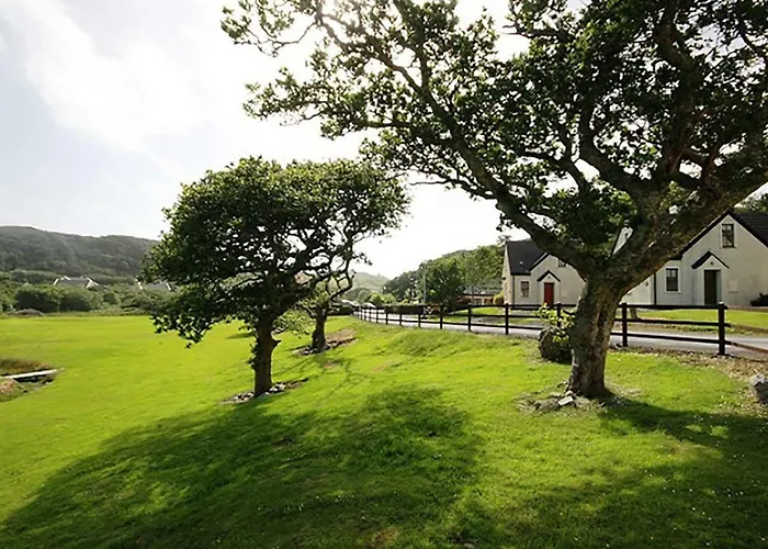 93 Glen * Clifden